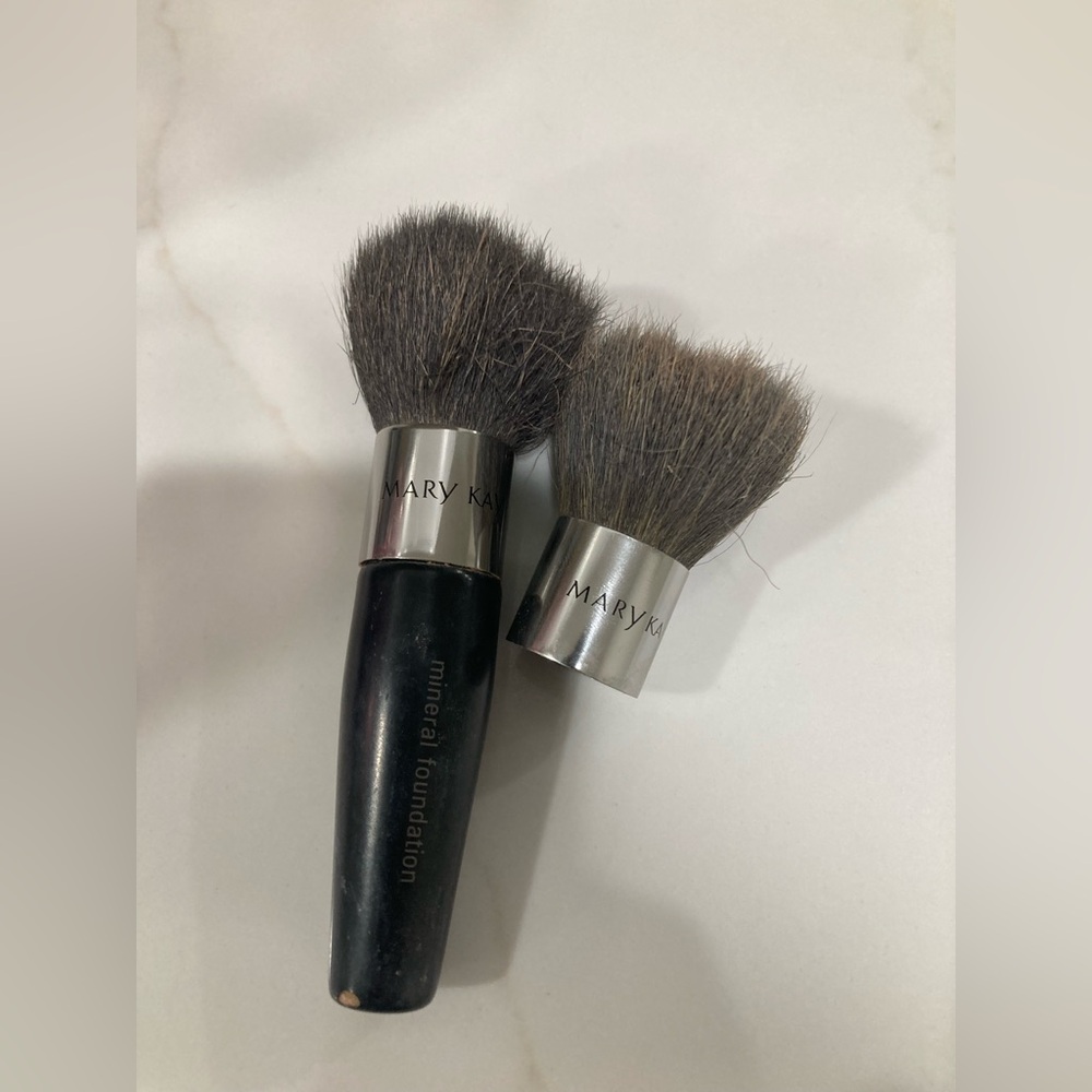 Mary Kay set of 2 mineral powder foundation makeup dry brush black silver handle